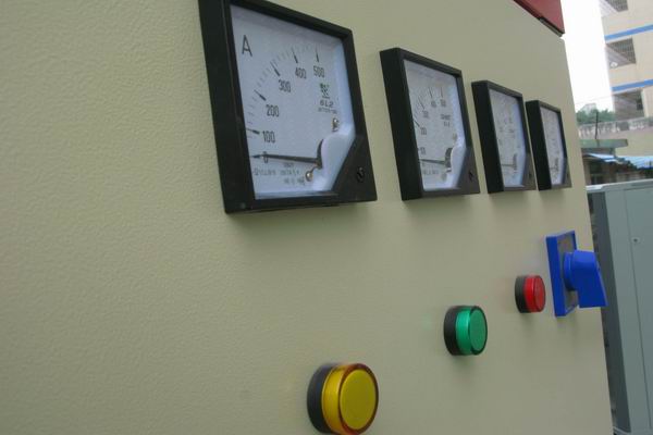 万安配电柜-3683讲讲配电柜注意事项